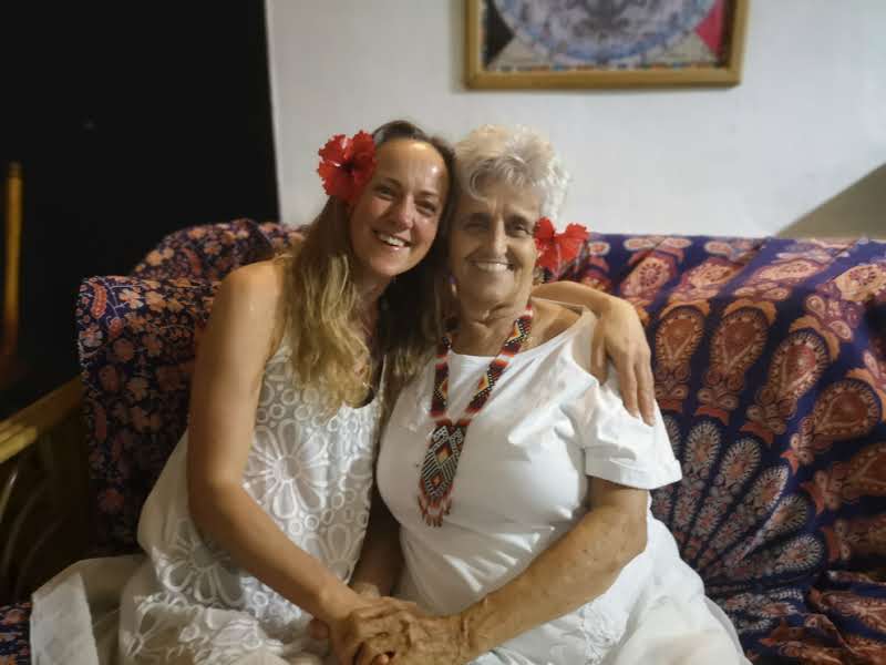Dr. Anne-Kathrin Ziebandt mit Dr. Rosita Arvigo, der Begründerin der Mayaabdominaltherapie